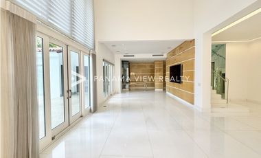 FAIRWAY ESTATES / SANTA MARIA / VENTA