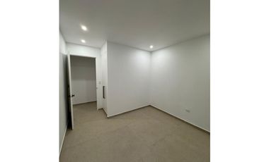 CERRO AZUL / 1000 M2 / CASA MODERNA CON PISCINA / 3 HABITACIONES JC