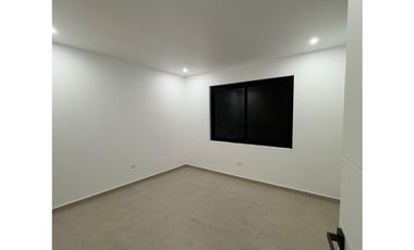 CERRO AZUL / 1000 M2 / CASA MODERNA CON PISCINA / 3 HABITACIONES JC