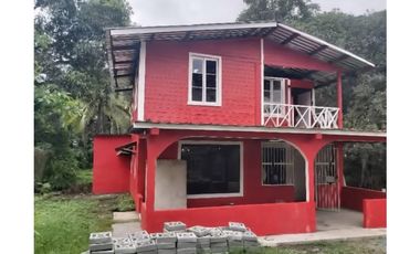 Transistmica, frente calle principal  LOTE 1100m2 $130k