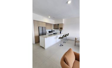 Alquiler Apartamento Amoblado en Santa María, Edificio Village Center