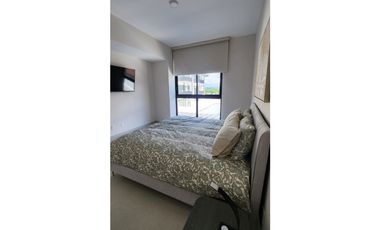 Alquiler Apartamento Amoblado en Santa María, Edificio Village Center