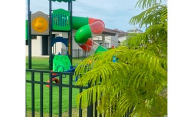 Santa Maria, casa de lujo 4 rec a solo $4883