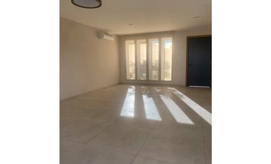 Santa Maria, casa de lujo 4 rec a solo $4883