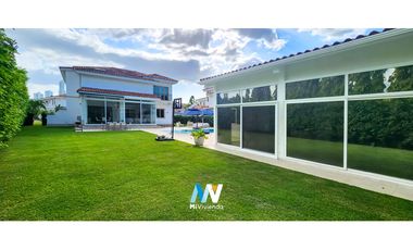 Venta de Casa en Santa María Golf & Country Club