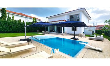 Venta de Casa en Santa María Golf & Country Club