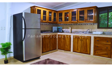 Exclusiva Casa en el Limón de Pedasi.