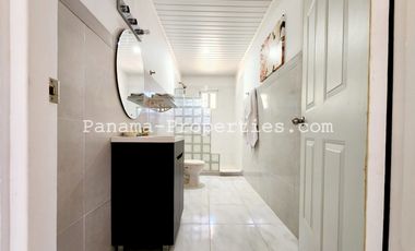 Maravillosa Casa, en el tranquilo Pueblo de Pedasi.