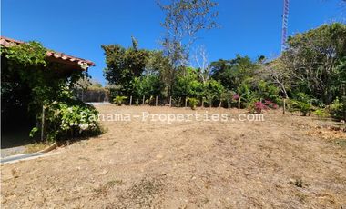 Maravillosa Casa, en el tranquilo Pueblo de Pedasi.