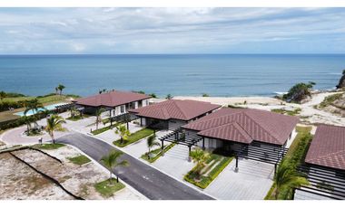 Hermosa Casa de Ensueño Frente al mar. San Carlos, Panamá.