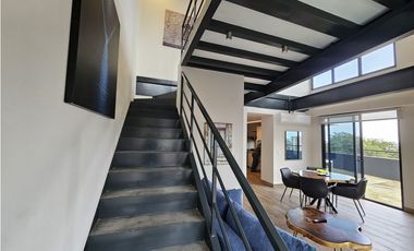 Apartamento Moderno de 2 habit con Terraza en Casco Viejo, Panamá