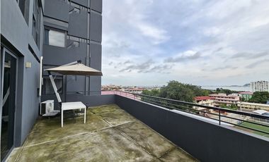 Apartamento Moderno de 2 habit con Terraza en Casco Viejo, Panamá