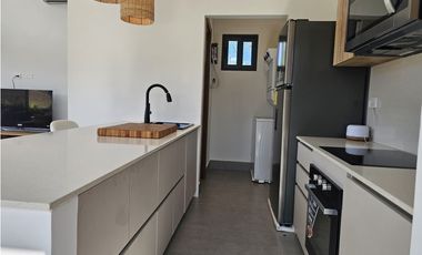 Nueva Casa de Tres Habitaciones – Cañas / Playa Venao