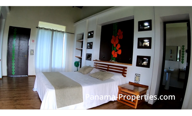 Hostal/Hotel con Vista al Mar en Venta Pedasi, Ofrece Financiamiento.