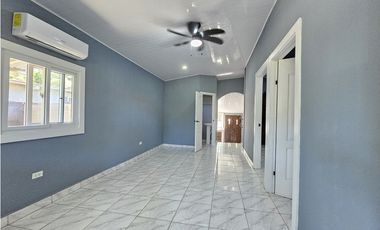 Casa de 2 Recámaras y 2 Baños – Viva o Invierta en el Centro de Pedasí