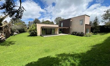 ARRIENDO de CASA CAMPESTRE en MedellÃ­n