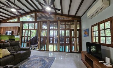 Casa Estilo Artesanal en Pedasí – Lista para Mudarse