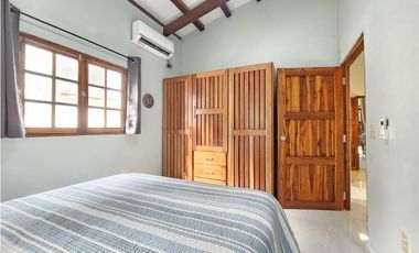 Casa Estilo Artesanal en Pedasí – Lista para Mudarse