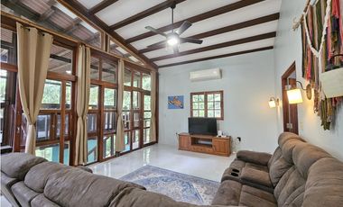 Casa Estilo Artesanal en Pedasí – Lista para Mudarse
