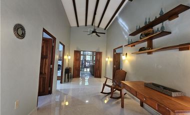 Casa Estilo Artesanal en Pedasí – Lista para Mudarse