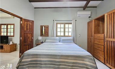 Casa Estilo Artesanal en Pedasí – Lista para Mudarse