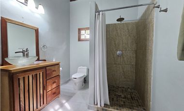 Casa Estilo Artesanal en Pedasí – Lista para Mudarse