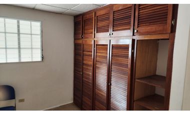 VENDO CASA Urbanizacion Parque del Oeste