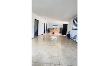 VENDO CASA DE 2 NIVELES Sector María Eugenia, Chilibré