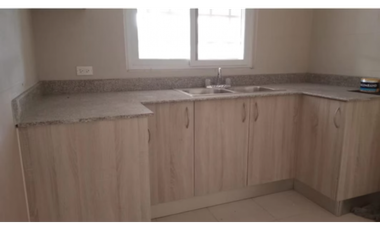 VENDO CASA EN SAN ANTONIO REMODELADA