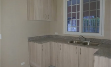 VENDO CASA EN SAN ANTONIO REMODELADA
