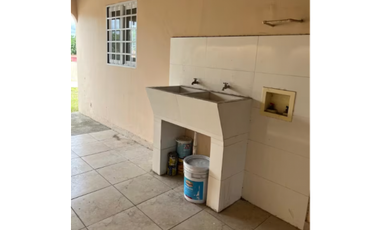 VENDO CASA EN SAN ANTONIO REMODELADA