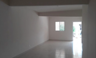 VENDO CASA EN SAN ANTONIO REMODELADA