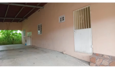VENDO CASA EN SAN ANTONIO REMODELADA