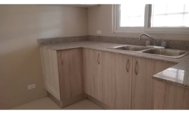 VENDO CASA EN SAN ANTONIO REMODELADA