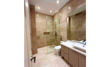 SE ALQUILA APARTAMENTO EN OCEAN REEF ISLAND PH GARDEN