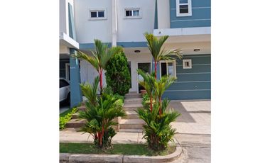Casa en PH Alphes (CP)