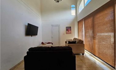 ALQUILER CASA AMOBLADO EN TUCAN COUNTRY CLUB 237 m2