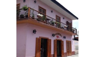 VENTA DE EDIFICIO EN  CASCO VIEJO SANTA ANA -CASA ALBA (17)