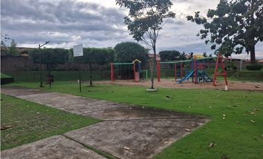 Se vende casa en Residencial Las Arboledas, Clúster los Cedros (CP)
