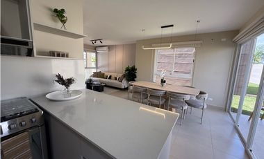 Proyecto/Casas Nuevas/ Costa Verde