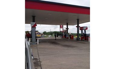 VENDO GASOLINERA EN PANAMA OESTE  REMODELADA