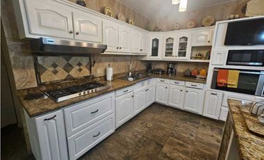 EN VENTA CASA DE LUJO EN CLAYTON