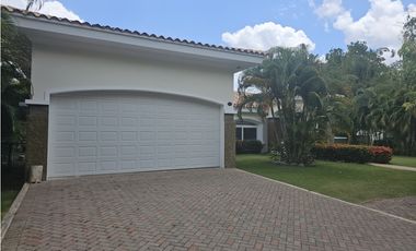 VENTA CASA TUCAN COUNTRY CLUB COCOLI