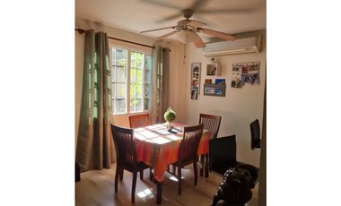 ESPECTACULAR CASA EN VENTA EN ALBROOK CON JARDIN