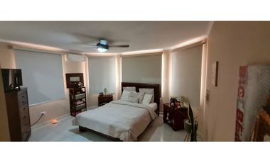 ESPECTACULAR CASA EN VENTA EN ALBROOK CON JARDIN