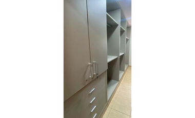 Costa del Este casa amplia 500m2 terreno a solo $4350