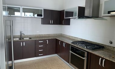 Alquiler Apartamento en Costa del Este, Edificio Titanium