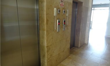 Apartamento en PH Rokas con precio de oportunidad!