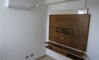 Apartamento en PH Rokas con precio de oportunidad!