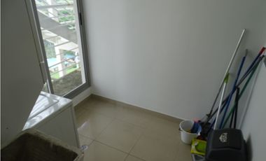 Apartamento en PH Rokas con precio de oportunidad!